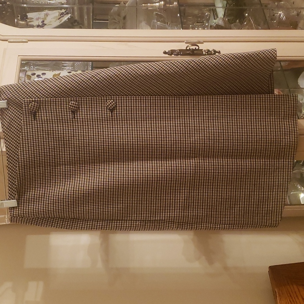 Assymetrical houndstooth skirt